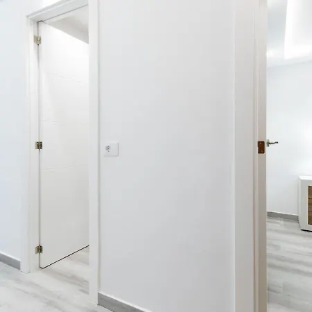 101 Playa Honda, Playa De Americas